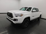Certified 2022 Toyota Tacoma SR5 image 4