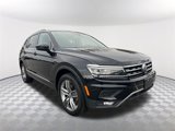 Used 2019 Volkswagen Tiguan SEL Premium image 3