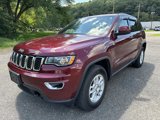 Used 2018 Jeep Grand Cherokee Laredo image 2