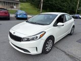 Used 2017 Kia Forte LX image 3