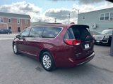 Used 2017 Chrysler Pacifica Touring-L image 3
