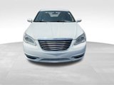 Used 2011 Chrysler 200 Touring image 2
