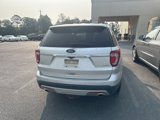 Used 2017 Ford Explorer XLT w/ Equipment Group 202A image 4