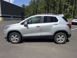 Used 2019 Chevrolet Trax LT w/ LT Convenience Package image 2