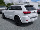 Used 2017 Jeep Grand Cherokee Altitude image 4