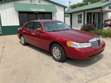 Used 1999 Lincoln Town Car Signature image 3