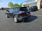 Used 2019 Jeep Cherokee Latitude w/ Popular Appearance Group image 2