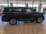 New 2023 Lincoln Navigator Reserve image 6