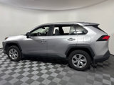 Used 2022 Toyota RAV4 LE image 4