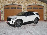New 2025 Ford Explorer ST-Line image 2
