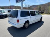 Used 1994 Chrysler Town & Country image 3