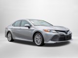 Used 2019 Toyota Camry XLE image 2