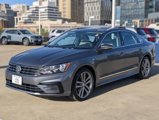 Used 2017 Volkswagen Passat 1.8T R-Line image 3