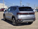 New 2025 Volkswagen Taos SE image 3