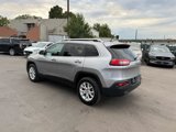 Used 2016 Jeep Cherokee Latitude image 4