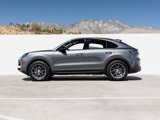 Certified 2024 Porsche Cayenne Coupe image 2