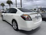 Used 2010 Nissan Altima 3.5 SR w/ Premium Pkg image 4