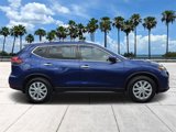 Used 2017 Nissan Rogue S image 3