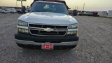Used 2006 Chevrolet Silverado 3500 4x4 Regular Cab w/ Heavy-Duty Power Package image 3