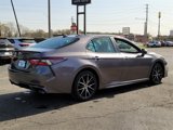 Used 2021 Toyota Camry SE image 4