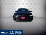 Used 2025 Hyundai Elantra SE image 2