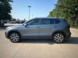 Used 2023 Volkswagen Taos SE image 2