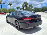 Used 2021 Volkswagen Passat 2.0T R-Line image 3