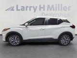 Certified 2021 Nissan Kicks SV image 2
