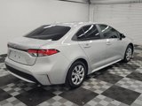 Used 2022 Toyota Corolla LE image 6