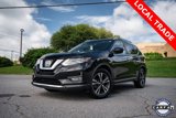 Used 2017 Nissan Rogue SL image 2
