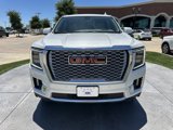 Used 2021 GMC Yukon XL Denali w/ Denali Premium Package image 2