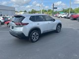 Used 2022 Nissan Rogue SV image 5