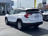 Certified 2022 GMC Terrain SLE w/ Driver Convenience Package image 5