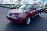 Used 2013 Nissan Rogue SV image 2