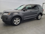 Used 2018 Ford Explorer XLT image 2
