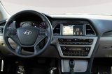 Used 2016 Hyundai Sonata Sport w/ Option Group 03 image 3