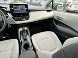 Used 2022 Toyota Corolla LE image 4