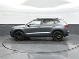 Certified 2023 Volkswagen Taos SE image 4