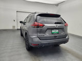Used 2018 Nissan Rogue SV w/ Midnight Edition image 6