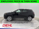 New 2025 Jeep Compass Sport image 4
