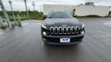 Used 2017 Jeep Cherokee Latitude w/ Cold Weather Group image 3