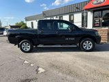 Used 2010 Nissan Titan SE w/ SE Value Truck Pkg image 6
