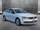 Used 2015 Volkswagen Jetta SE image 3