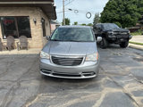Used 2013 Chrysler Town & Country Touring w/ Trailer Tow Group image 2