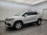 Used 2020 Chevrolet Trax LT w/ LT Convenience Package image 2