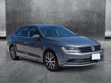 Used 2017 Volkswagen Jetta SE image 3