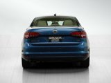 Used 2017 Volkswagen Jetta SE image 4