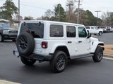 Used 2018 Jeep Wrangler Unlimited Sahara image 5