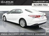 Used 2020 Toyota Camry LE image 6