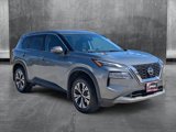 Used 2021 Nissan Rogue SV image 3